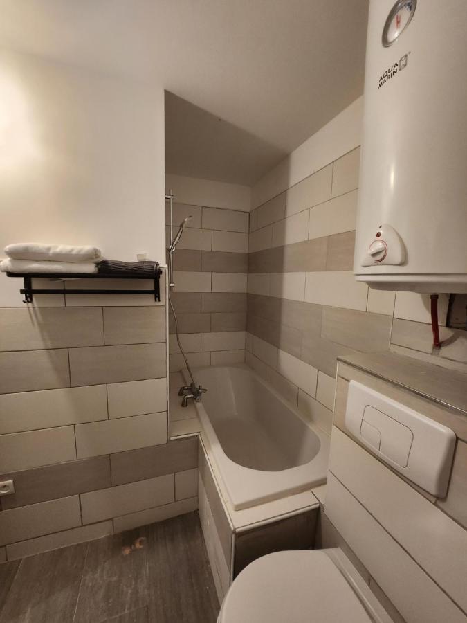Agreable Appartement, Lumineux Bar-le-Duc Exterior photo